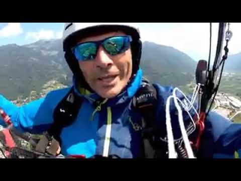 Parapendio – Andrea Segatta vola con Chico